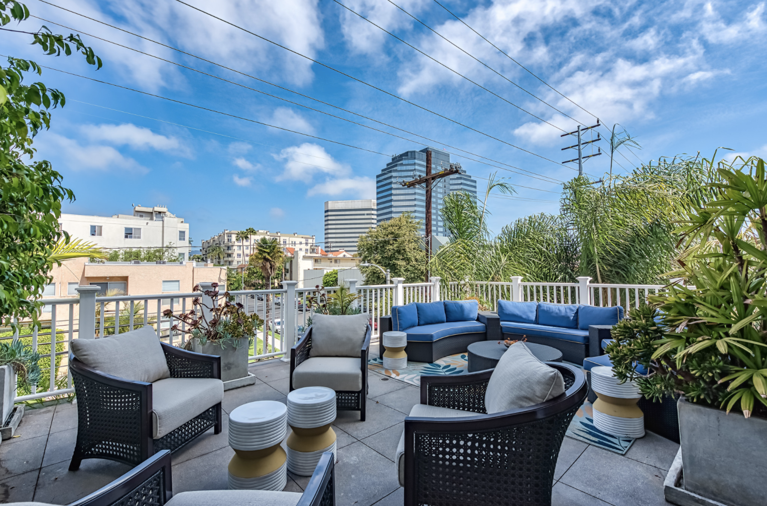 WELLESLEY HOUSE well10.png