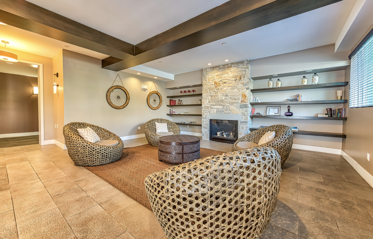 WELLESLEY HOUSE well16.png