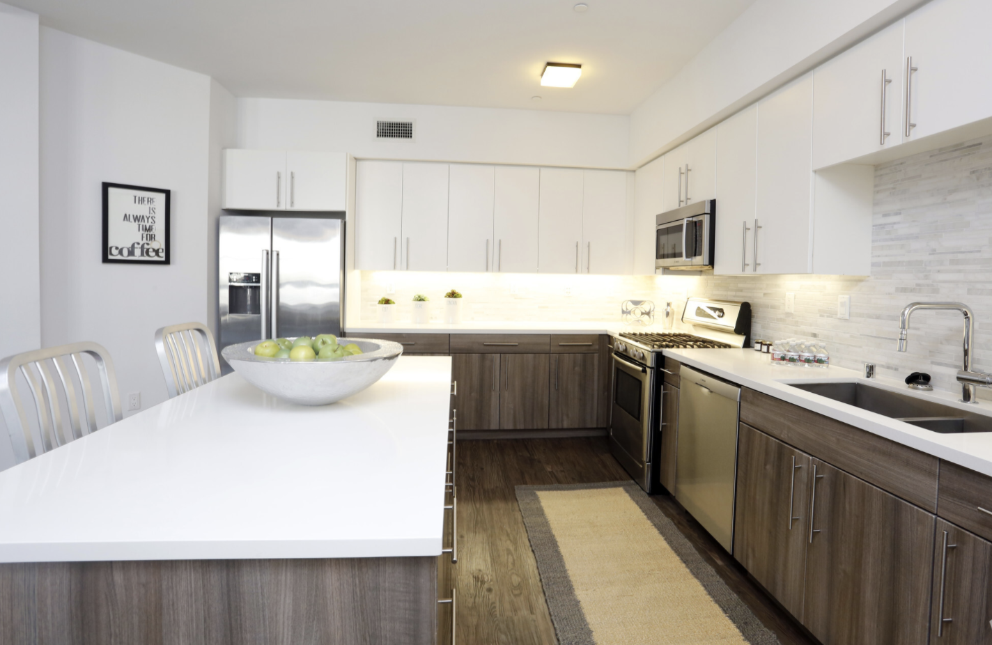 WELLESLEY HOUSE well23.png