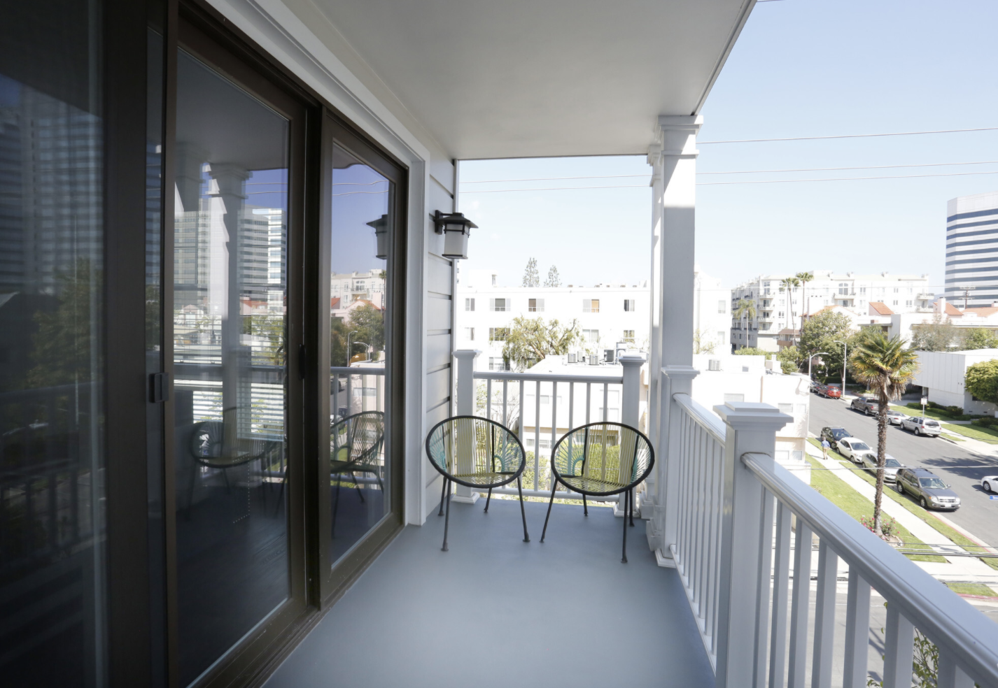 WELLESLEY HOUSE well42.png